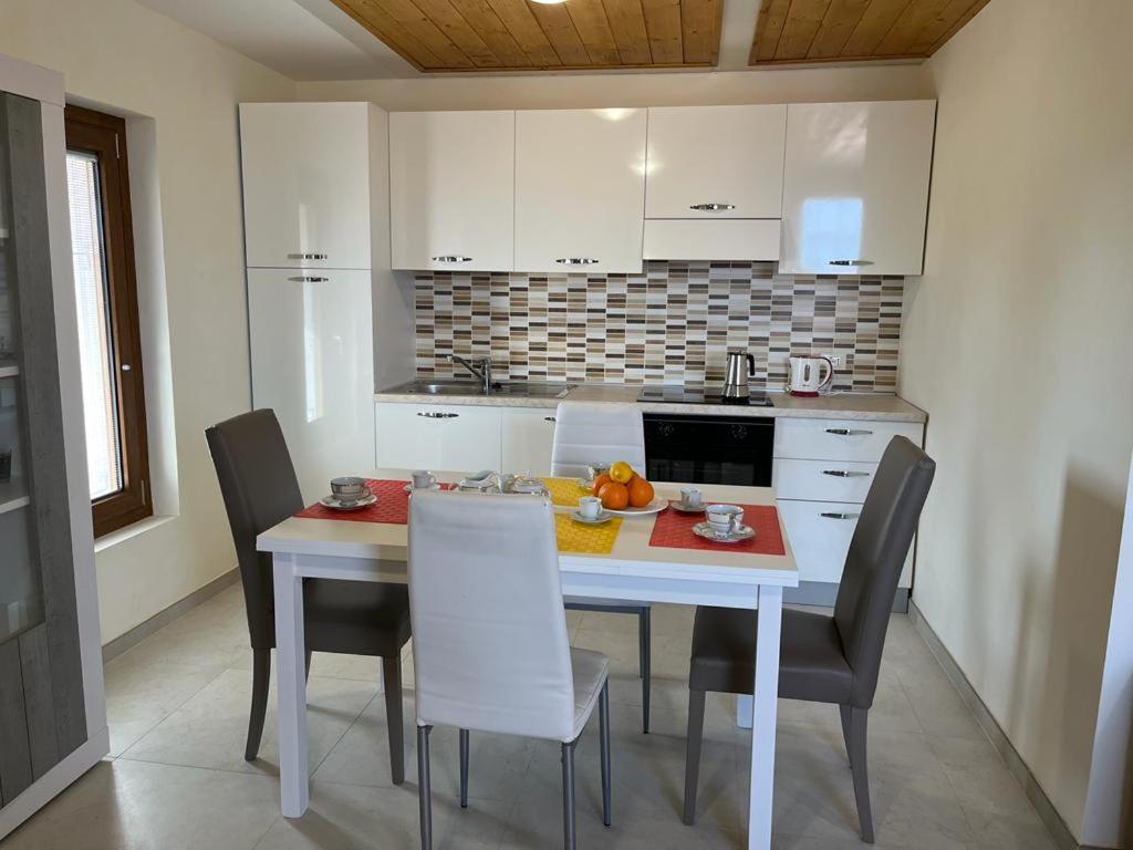Perla Top Floor Apartment 시르미오네 외부 사진